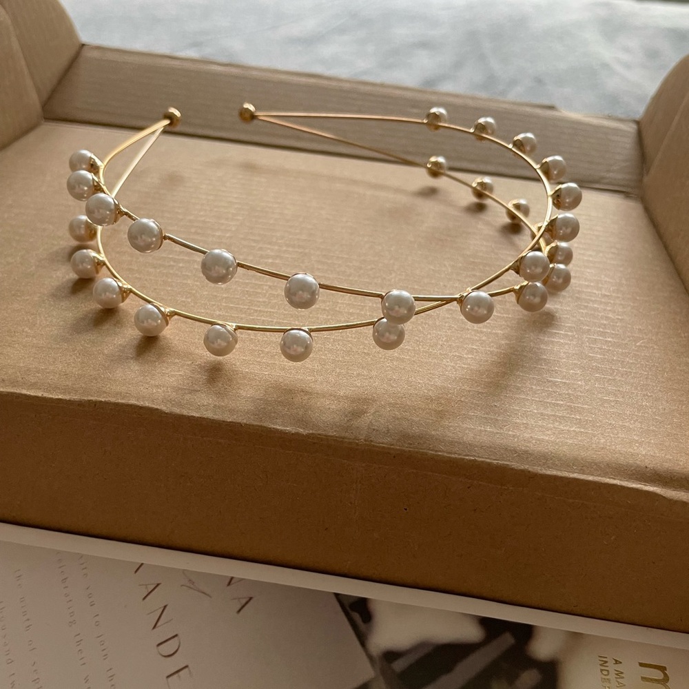 Double Strand Pearl and Gold Headband - OS